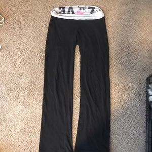 “Love Peace Hope” Flare yoga pants! Size Medium💗